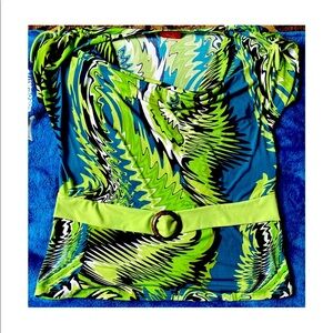 3/$15 Vibrant sleeveless business casual blouse. Excellent condition.